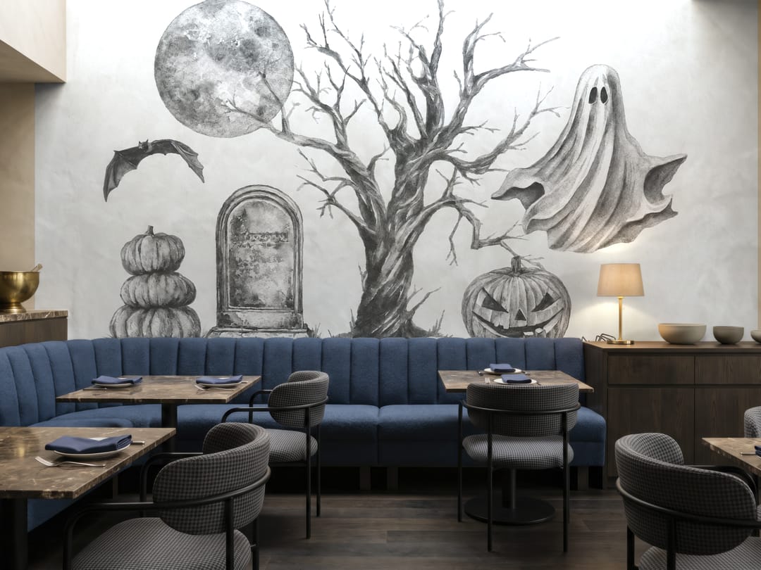 Hallowmere mural