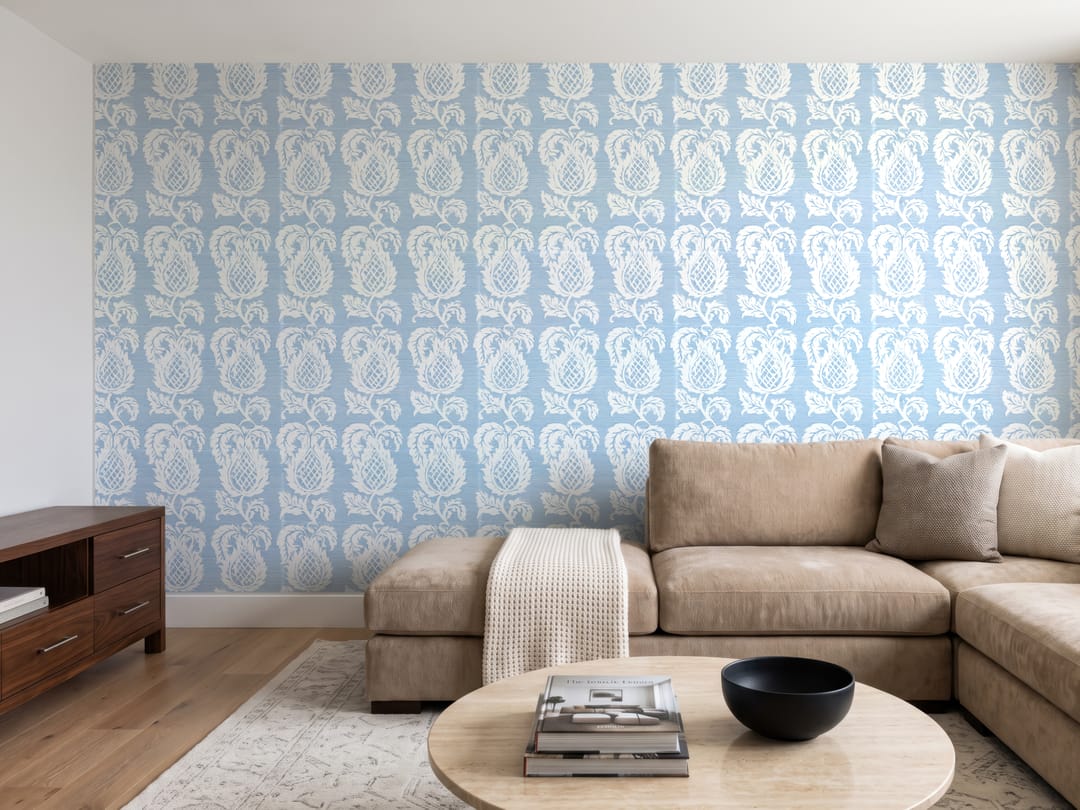 Poederblauw damast wallpaper