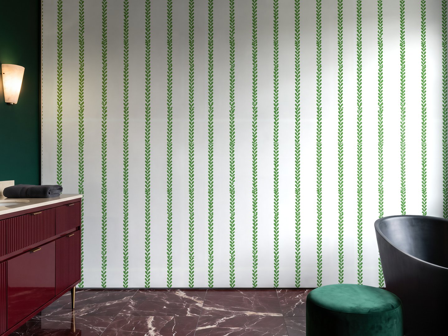 Panneaux à fines rayures menthe wallpaper