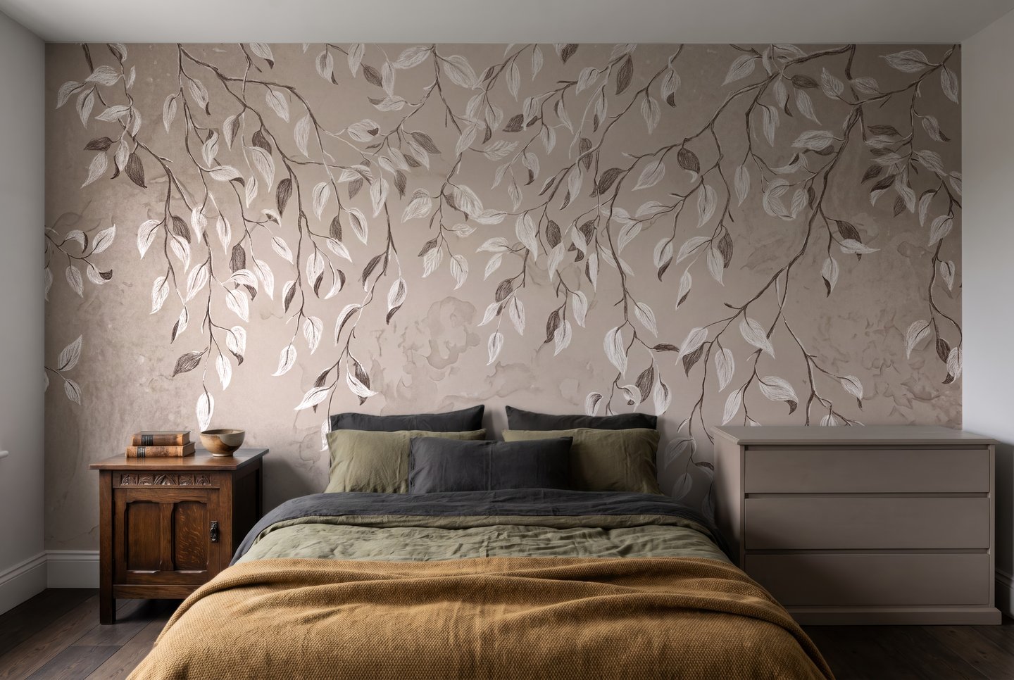 Inkwell beige mural